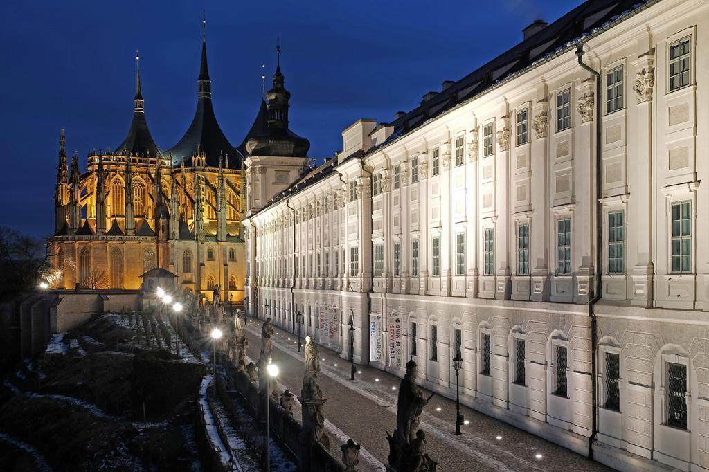 Hotel Opat Kutná Hora Exteriör bild