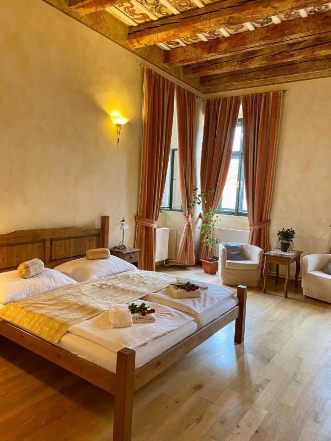Hotel Opat Kutná Hora Exteriör bild