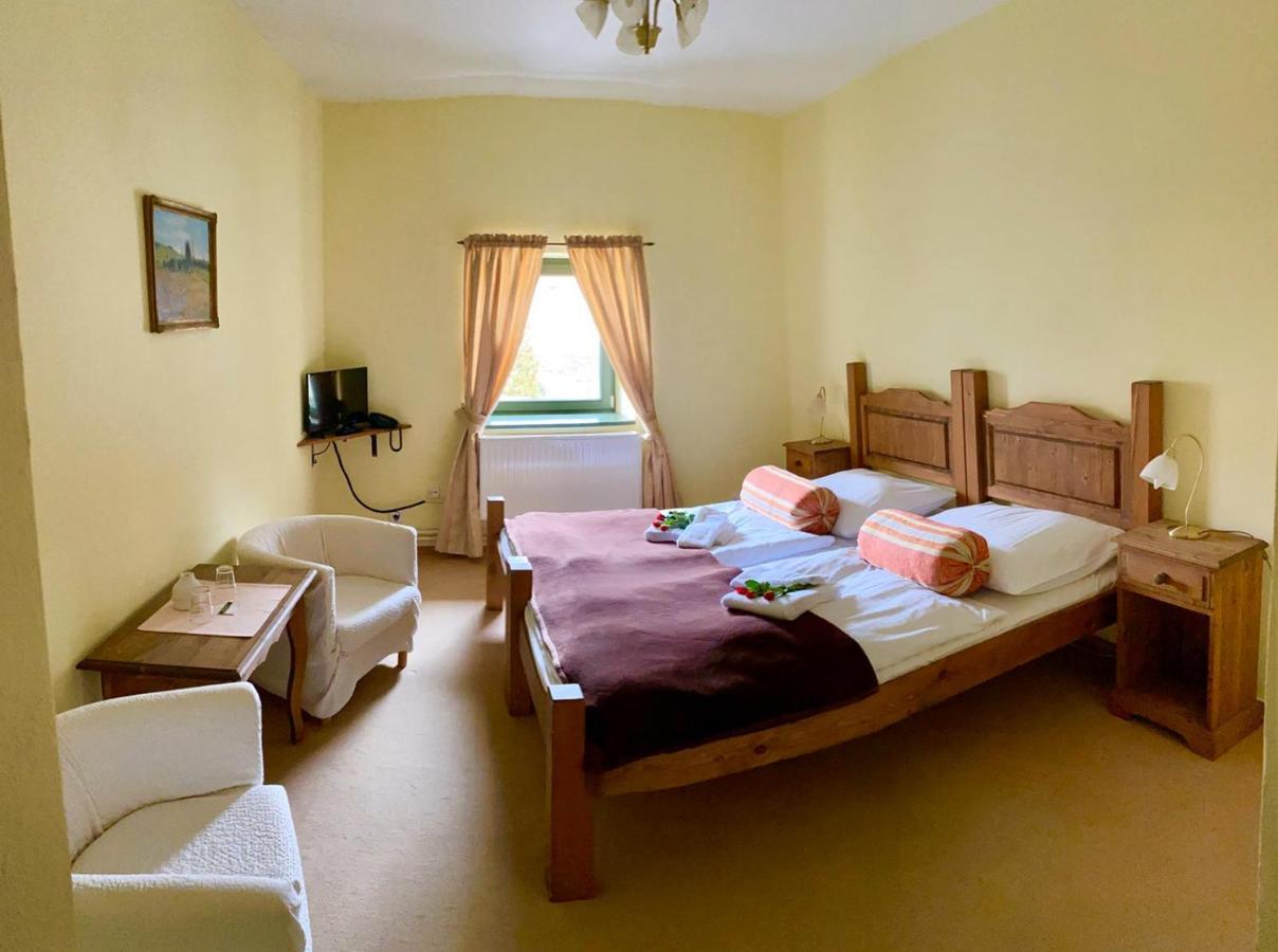 Hotel Opat Kutná Hora Exteriör bild